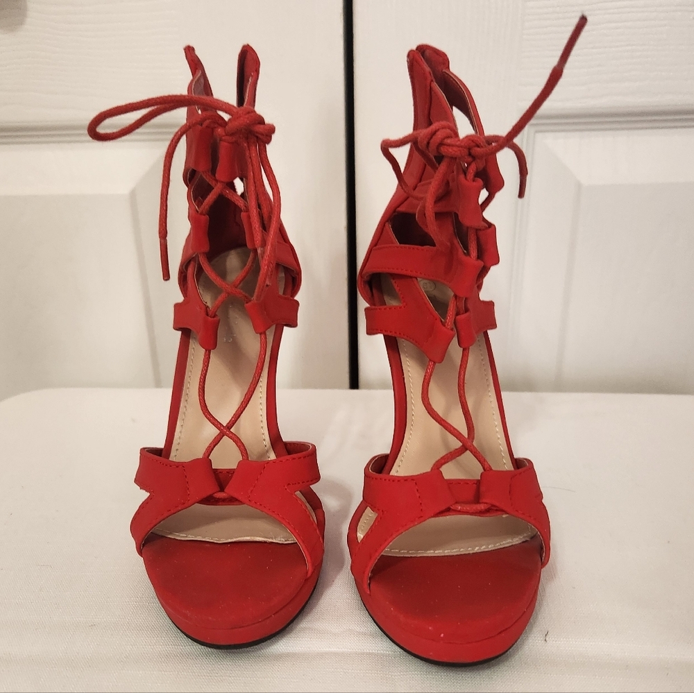 TOP Moda Red Lace-Up Heels
